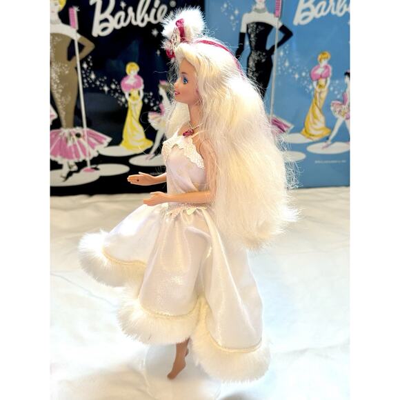 Vintage 1989 Happy Holidays Barbie Doll Special Edition Christmas Mattel - Picture 8 of 11